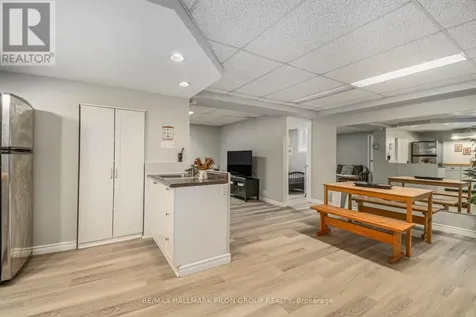 1674 Sansonnet Street Ottawa ON K1C 5Y6