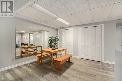 1674 Sansonnet Street Ottawa ON K1C 5Y6