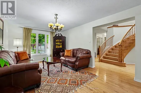 1674 Sansonnet Street Ottawa ON K1C 5Y6