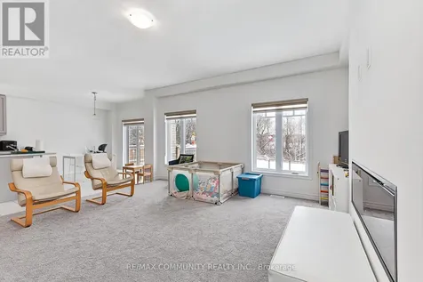 122 Plewes Drive Collingwood ON L9Y 5M4