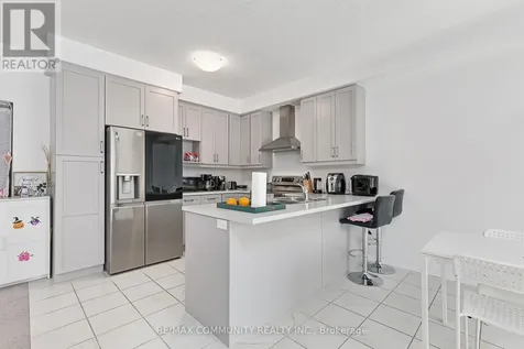 122 Plewes Drive Collingwood ON L9Y 5M4