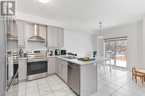 122 Plewes Drive Collingwood ON L9Y 5M4