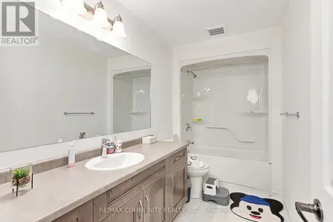 122 Plewes Drive Collingwood ON L9Y 5M4