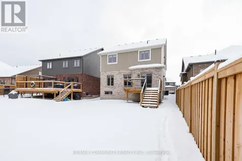 122 Plewes Drive Collingwood ON L9Y 5M4