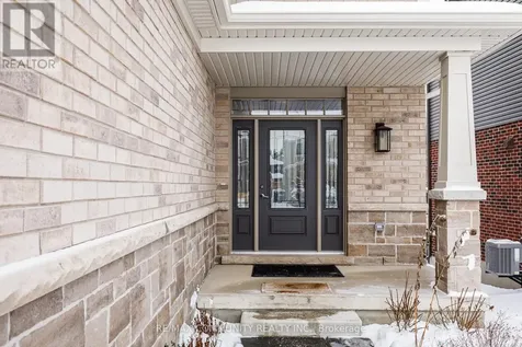 122 Plewes Drive Collingwood ON L9Y 5M4