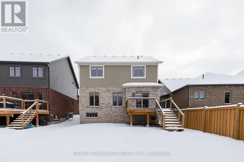 122 Plewes Drive Collingwood ON L9Y 5M4