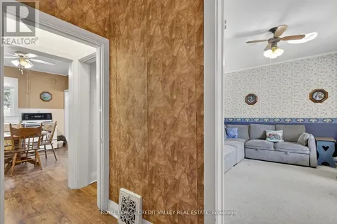 34 Joseph Street Brampton (downtown Brampton) ON L6X 1H6