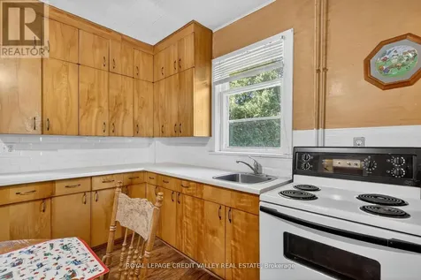 34 Joseph Street Brampton (downtown Brampton) ON L6X 1H6