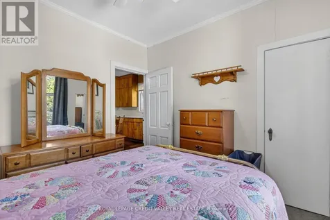 34 Joseph Street Brampton (downtown Brampton) ON L6X 1H6