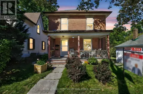 34 Joseph Street Brampton (downtown Brampton) ON L6X 1H6