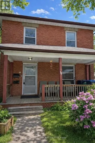 34 Joseph Street Brampton (downtown Brampton) ON L6X 1H6