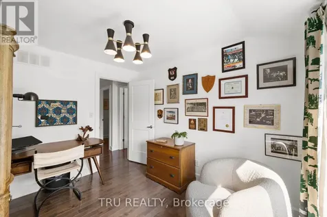 64 Stevenson Avenue Ottawa ON K1Z 6N1