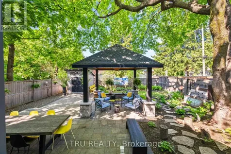 64 Stevenson Avenue Ottawa ON K1Z 6N1