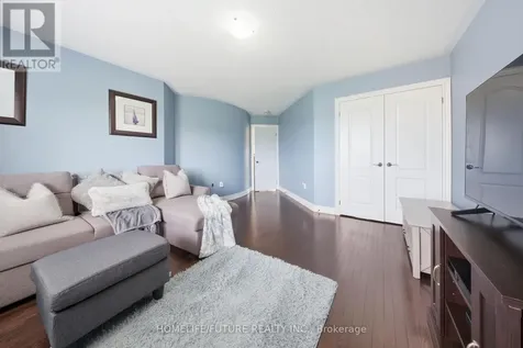9 Stonesthrow Crescent Uxbridge ON L0C 1A0