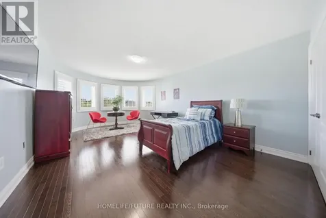 9 Stonesthrow Crescent Uxbridge ON L0C 1A0
