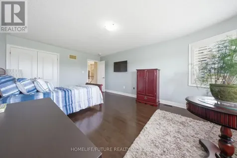 9 Stonesthrow Crescent Uxbridge ON L0C 1A0