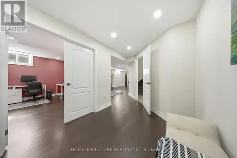 9 Stonesthrow Crescent Uxbridge ON L0C 1A0