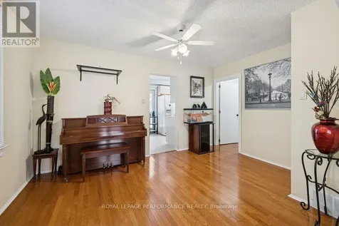 525 Kirkwood Avenue Ottawa ON K1Z 5X2