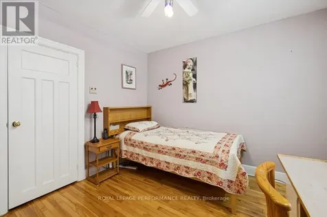 525 Kirkwood Avenue Ottawa ON K1Z 5X2