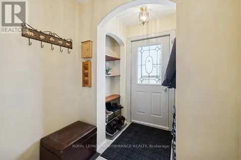 525 Kirkwood Avenue Ottawa ON K1Z 5X2