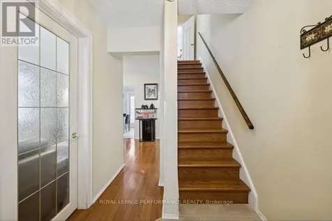 525 Kirkwood Avenue Ottawa ON K1Z 5X2