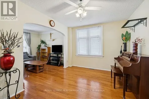525 Kirkwood Avenue Ottawa ON K1Z 5X2