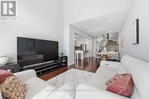 268 Keyrock Drive Ottawa ON K2T 0G2