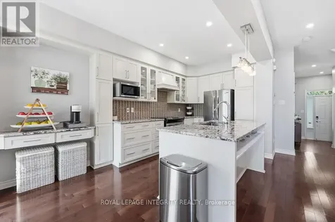 268 Keyrock Drive Ottawa ON K2T 0G2
