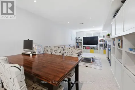 268 Keyrock Drive Ottawa ON K2T 0G2