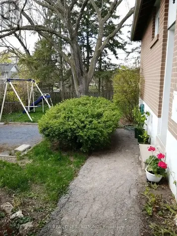 3 Glentworth Road Toronto (don Valley Village) ON M2J 2E4