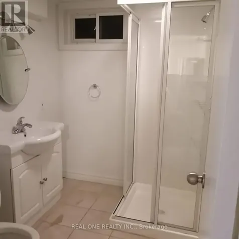 3 Glentworth Road Toronto (don Valley Village) ON M2J 2E4