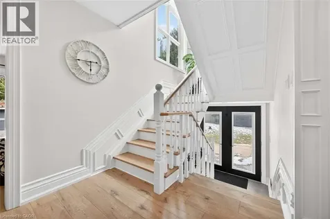 4 Peter Street Flamborough ON L8B 0Z4