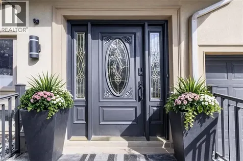 4 Peter Street Flamborough ON L8B 0Z4