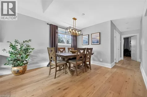 4 Peter Street Hamilton ON L8B 0Z4
