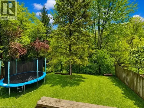 253 Pineland Place Waterloo ON N2T 2S4