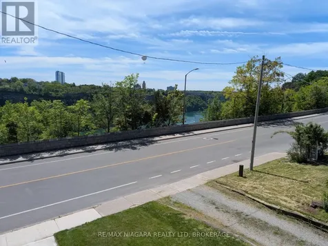5163 River Road Niagara Falls (downtown) ON L2E 3G8