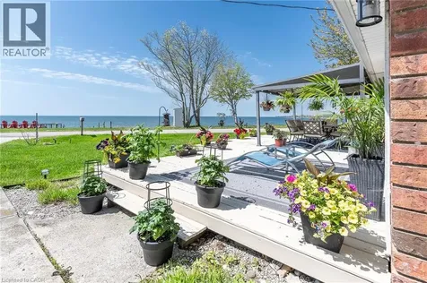 577 Edgewater Place Dunnville ON N1A 2W8
