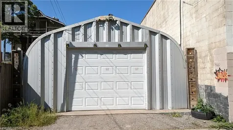 750 Barton Street East Hamilton ON L8L 3B1