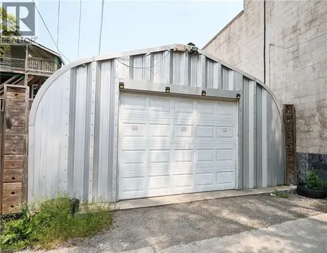 750 Barton Street East Hamilton ON L8L 3B1