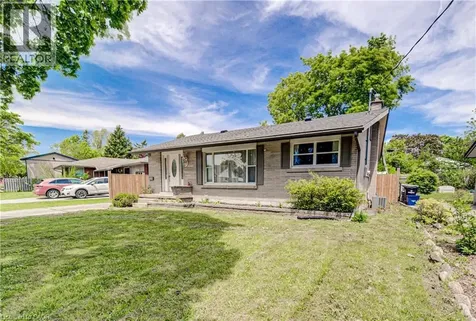 152 Clark Avenue Kitchener ON N2C 1Y5