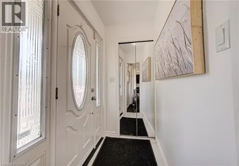 152 Clark Avenue Kitchener ON N2C 1Y5