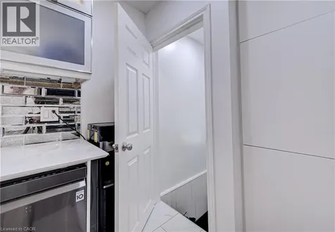 152 Clark Avenue Kitchener ON N2C 1Y5