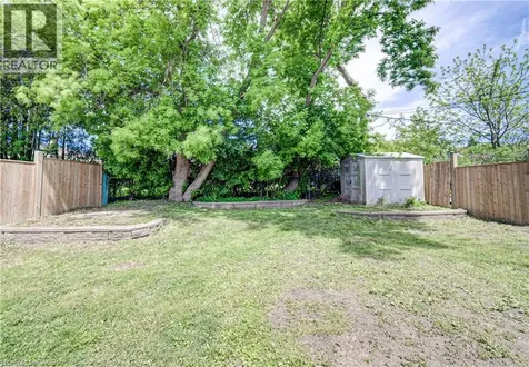 152 Clark Avenue Kitchener ON N2C 1Y5