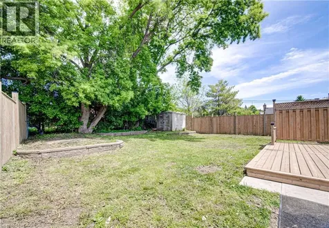 152 Clark Avenue Kitchener ON N2C 1Y5