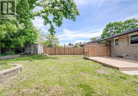 152 Clark Avenue Kitchener ON N2C 1Y5
