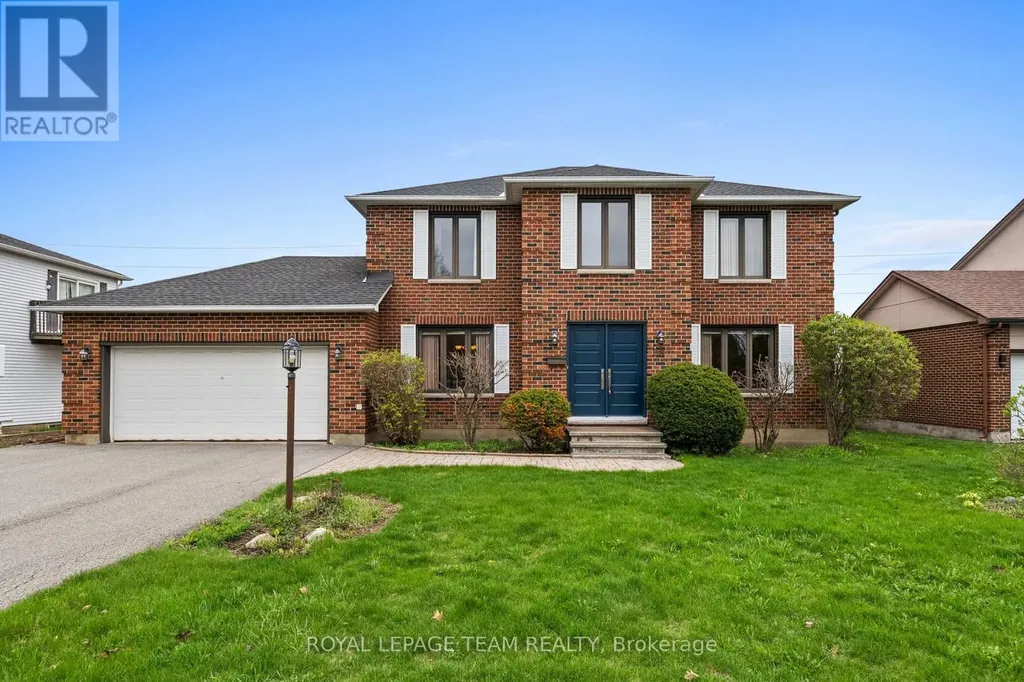 28 Parmalea Crescent Ottawa ON K2E 7J2