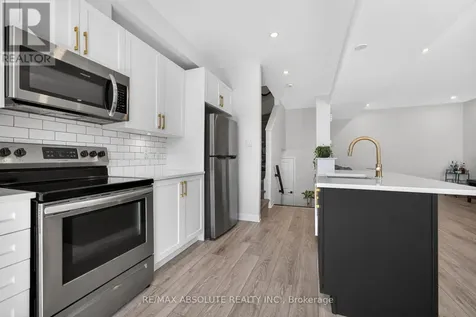 912 Lixnaw Court Ottawa ON K2C 3H2