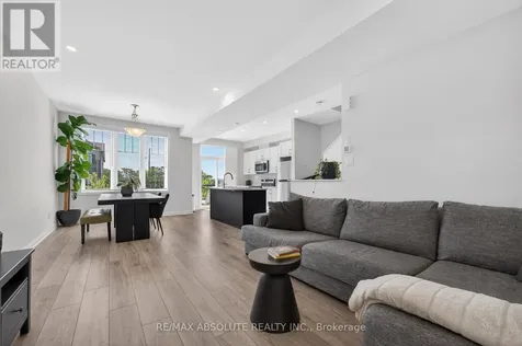 912 Lixnaw Court Ottawa ON K2C 3H2