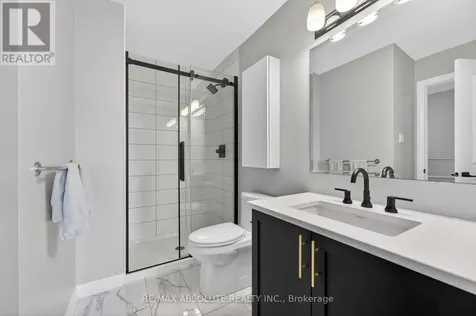 912 Lixnaw Court Ottawa ON K2C 3H2