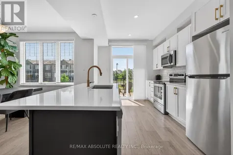 912 Lixnaw Court Ottawa ON K2C 3H2